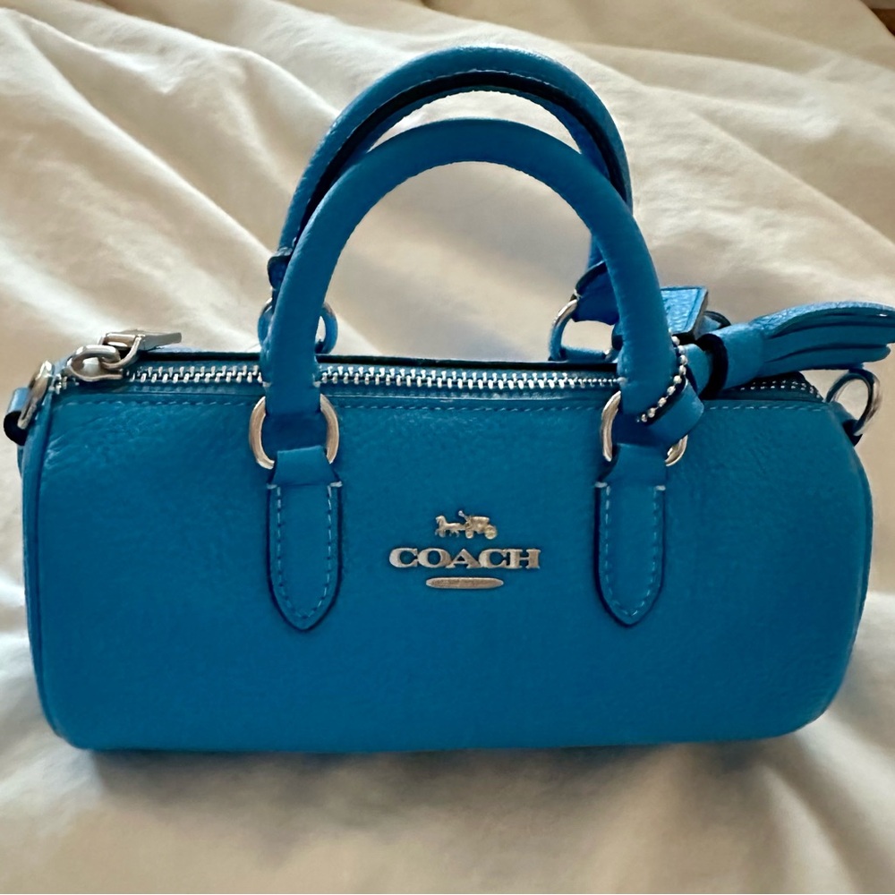 Coach CJ571 Lacey Electric Blue Pebbled Leather Crossbody Shoulder Bag NWT  $328